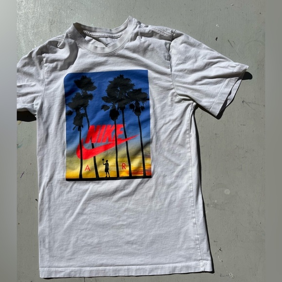 Men's Nike T-Shirt Multicolor All-Over Spell S Swish Logo Streetwear City Sports - Picture 5 of 11